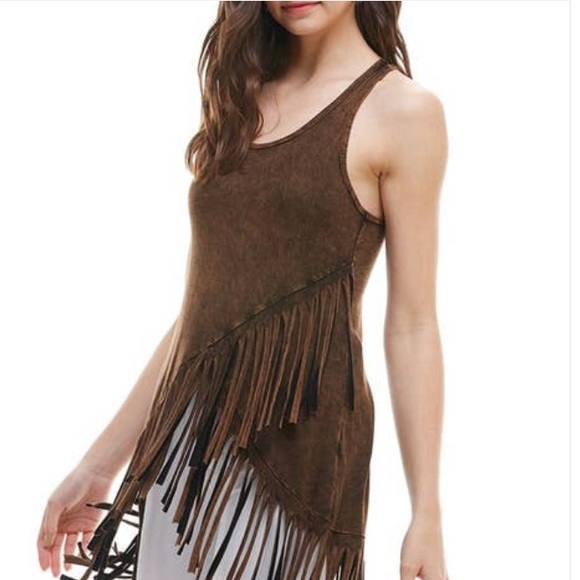 🔥🎉HP🎉Sleeveless Mineral Wash Fringe Tank Top - Picture 10 of 13